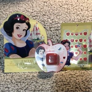 Disney Snow White Face Mask, Lip Mask & Blemish Patches (Set of 3).